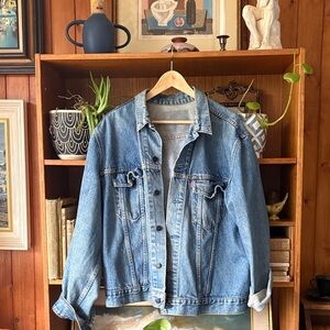 Vintage Levi’s oversized Jean Jacket XL